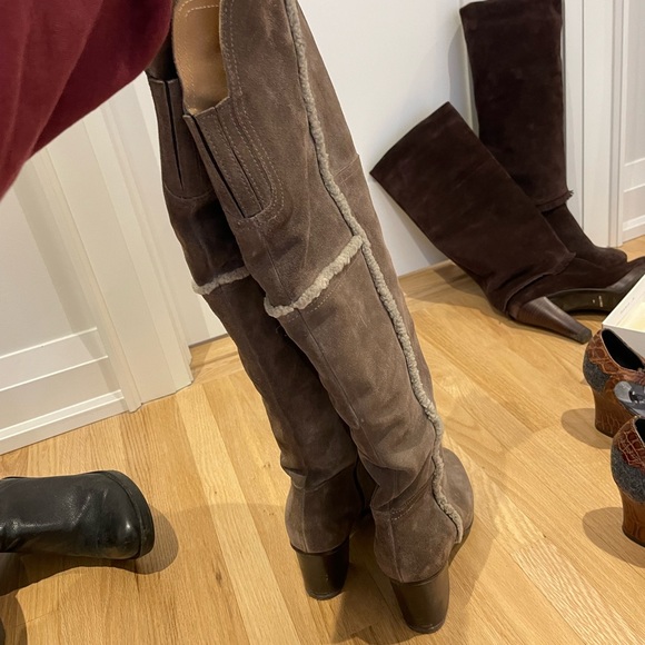 italian suede knee high boots! gorgeous!!! - Picture 3 of 5